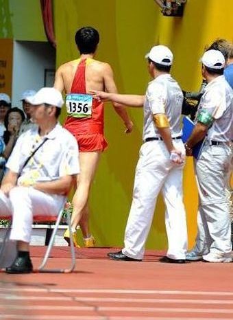 北京オリンピック（北京五輪）110m障害『劉翔』棄権30_s