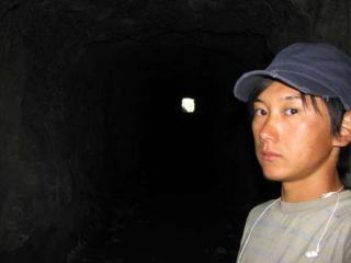 01 恐怖のトンネルの中に光・・