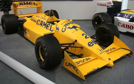 800px-Lotus_100T_right_Honda_Collection_Hall.jpg
