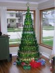 ビール瓶のクリスマスツリー