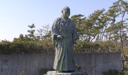 吉田邸銅像